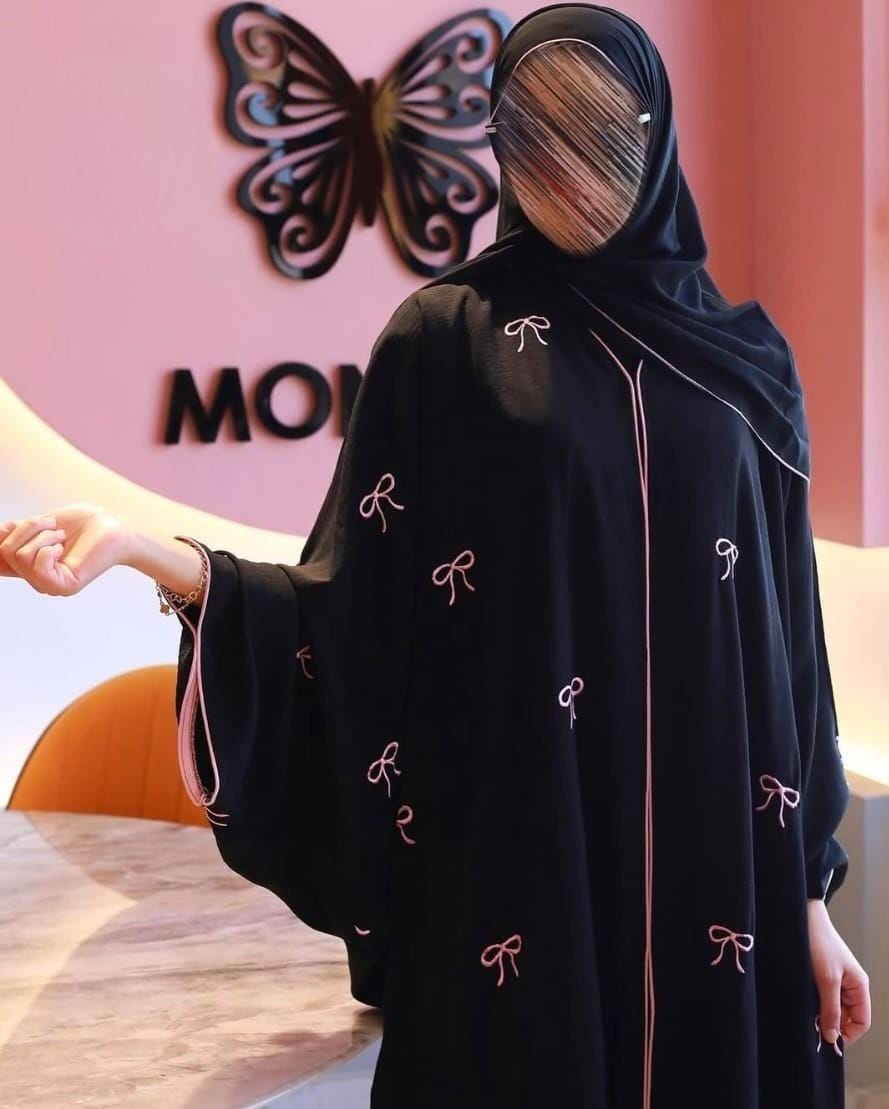 New Stylish Abaya With Tich Button