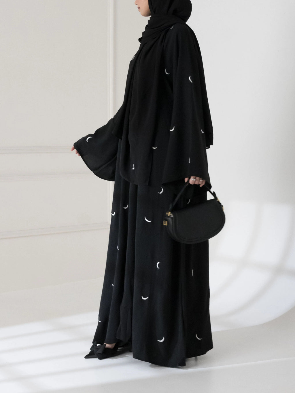 Moon Embroidered Abaya 2 pcs