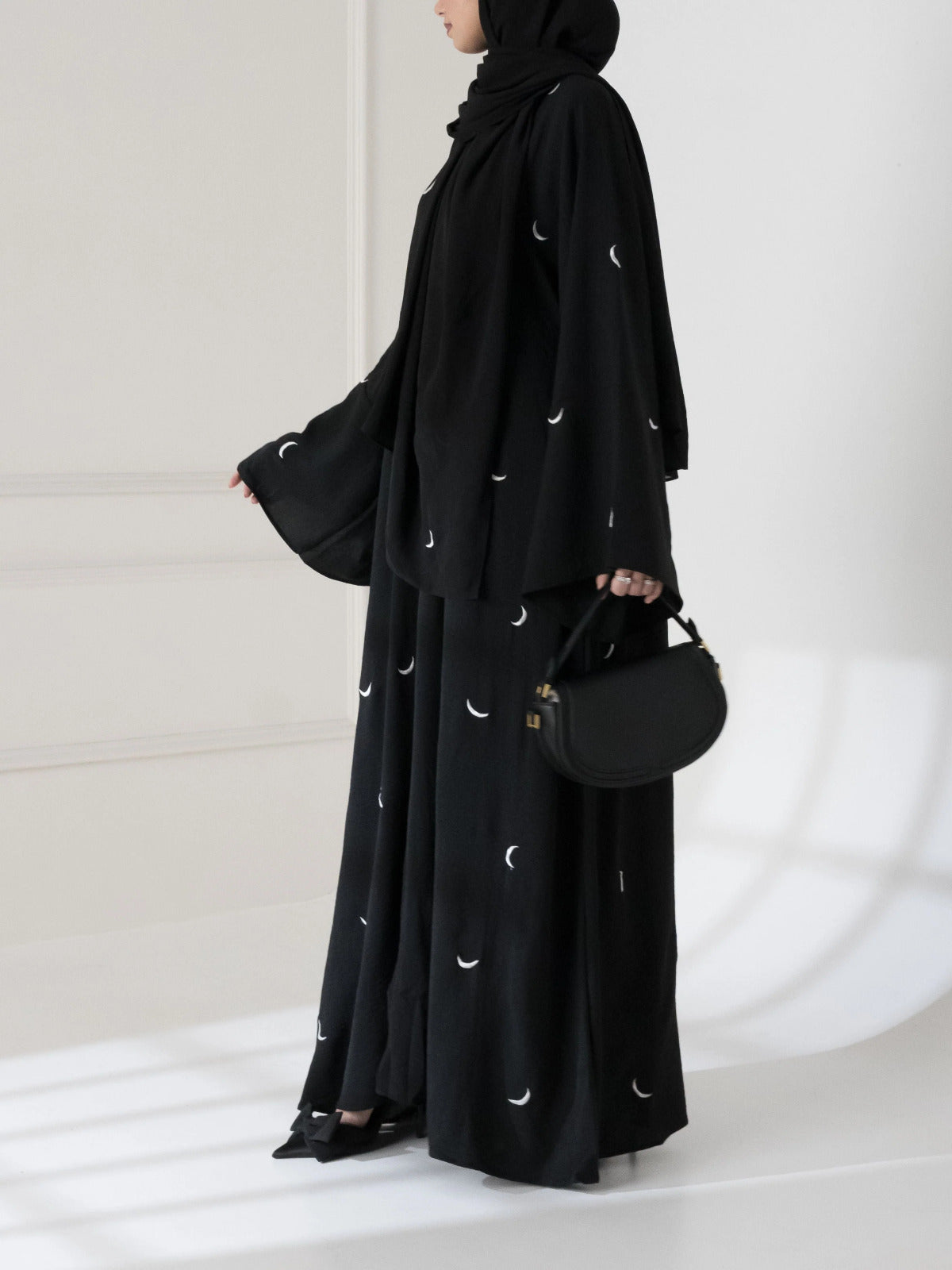 Moon Embroidered Abaya 2 pcs