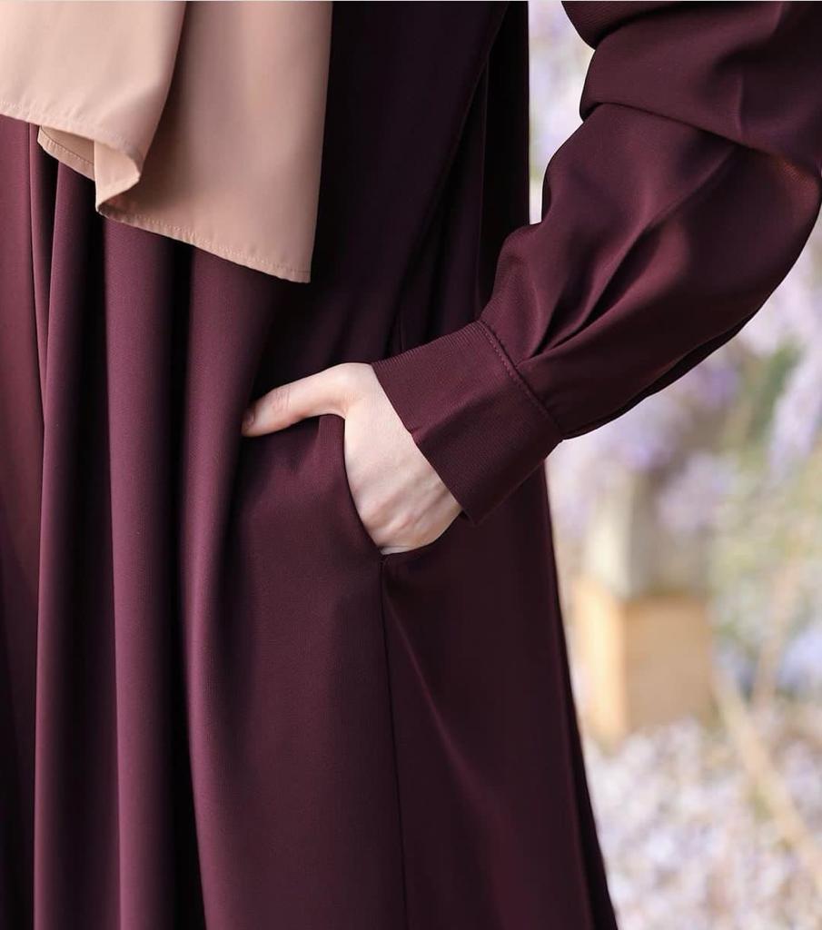 Side Pocket Abaya