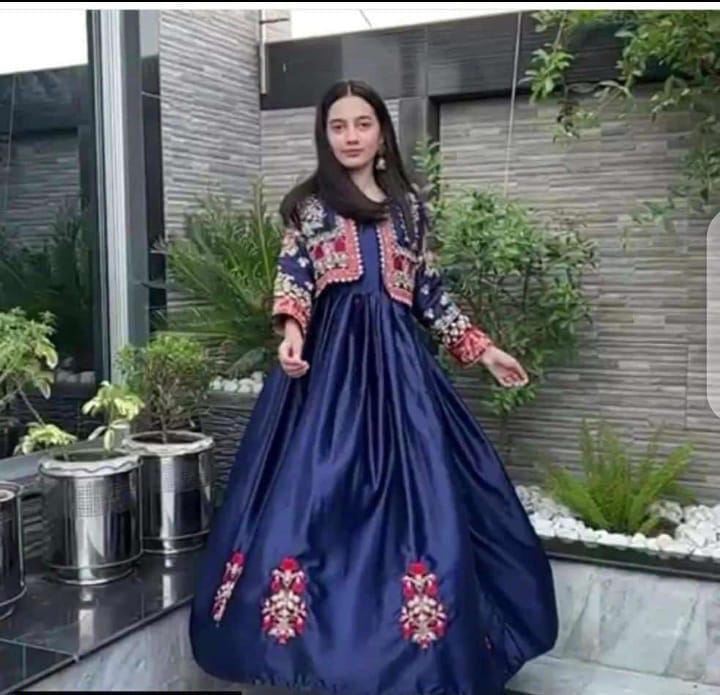 Bunch Embroidery Maxi 2 pcs