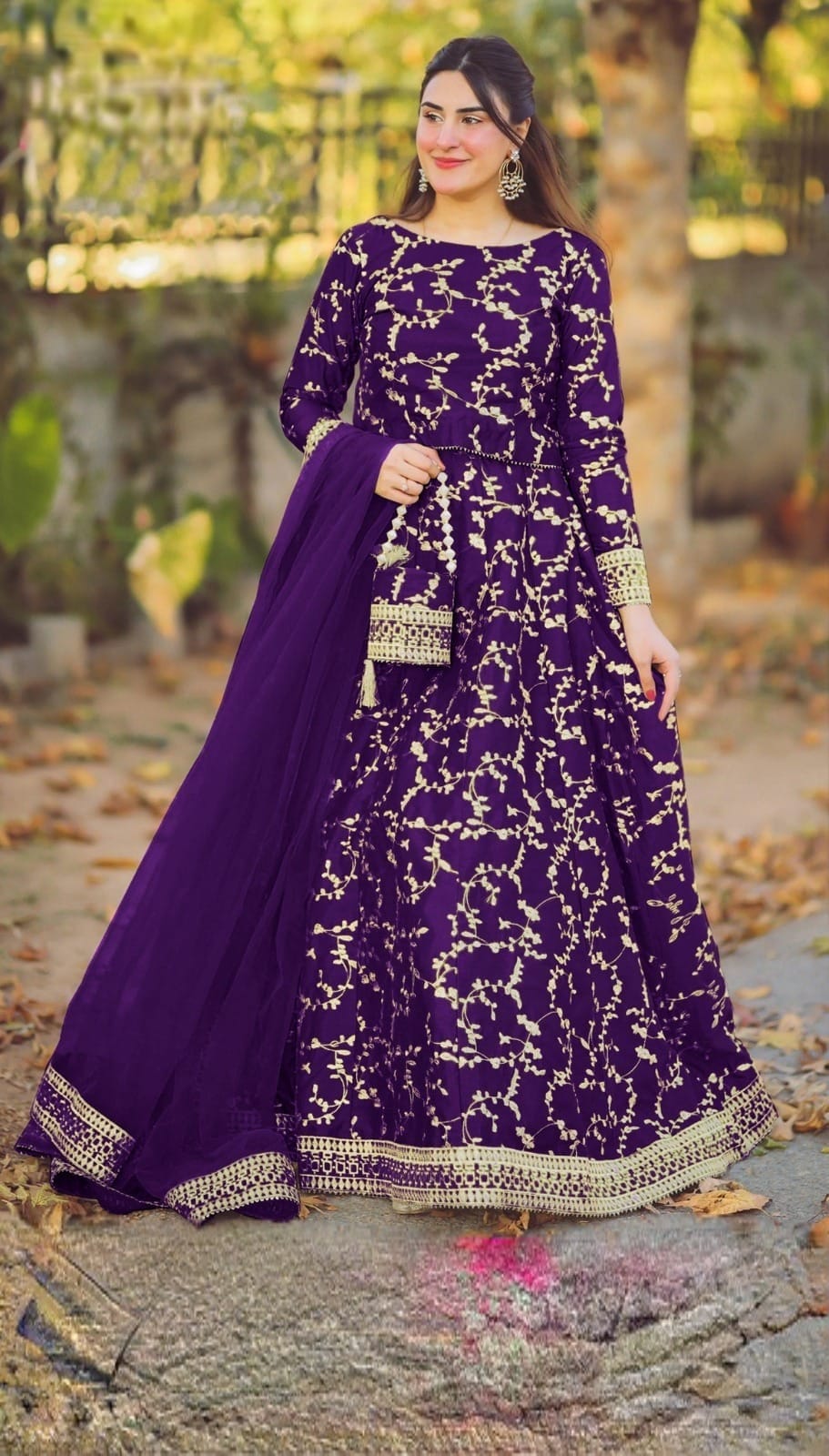 Wedding Lehenga stitched 4pcs